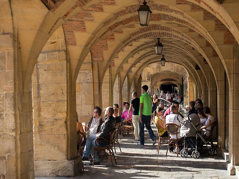 Place Ducale - Arcades