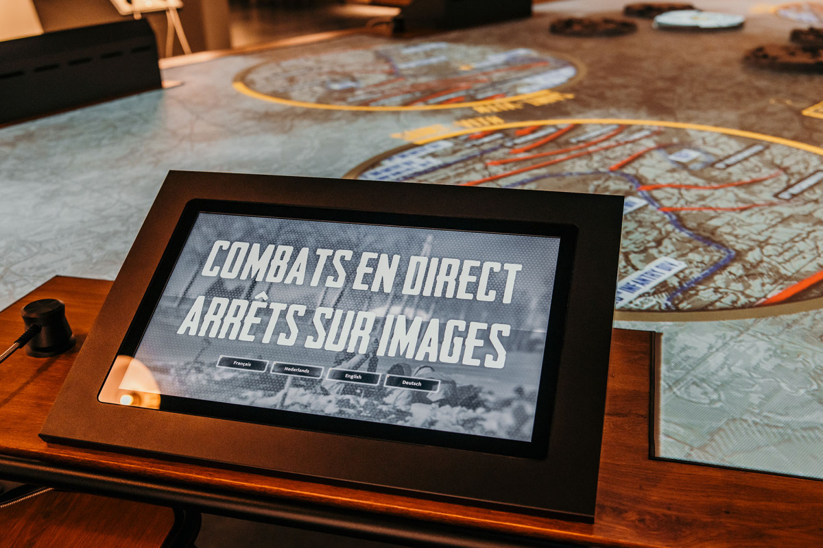 Bastogne War Museum - Bastogne - Interactive table