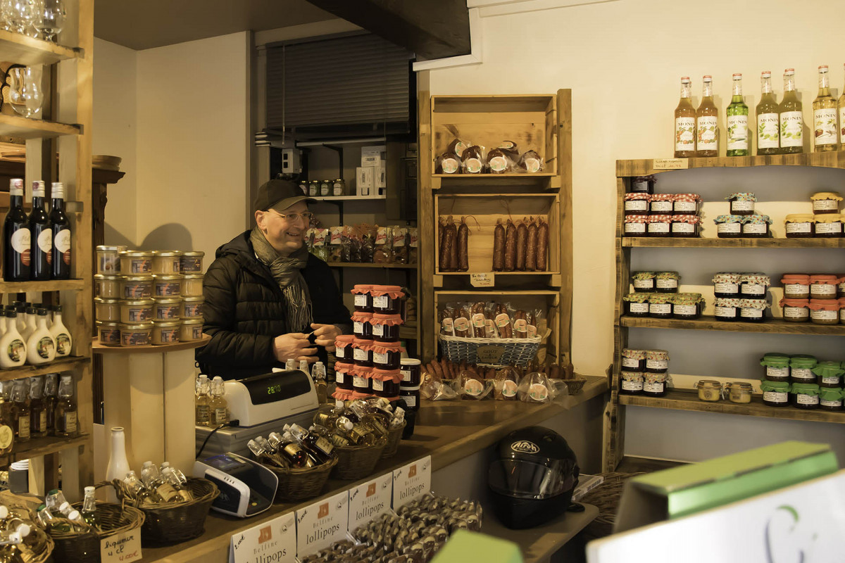 Saint-Amour jam makers - Durbuy - Store reception counter