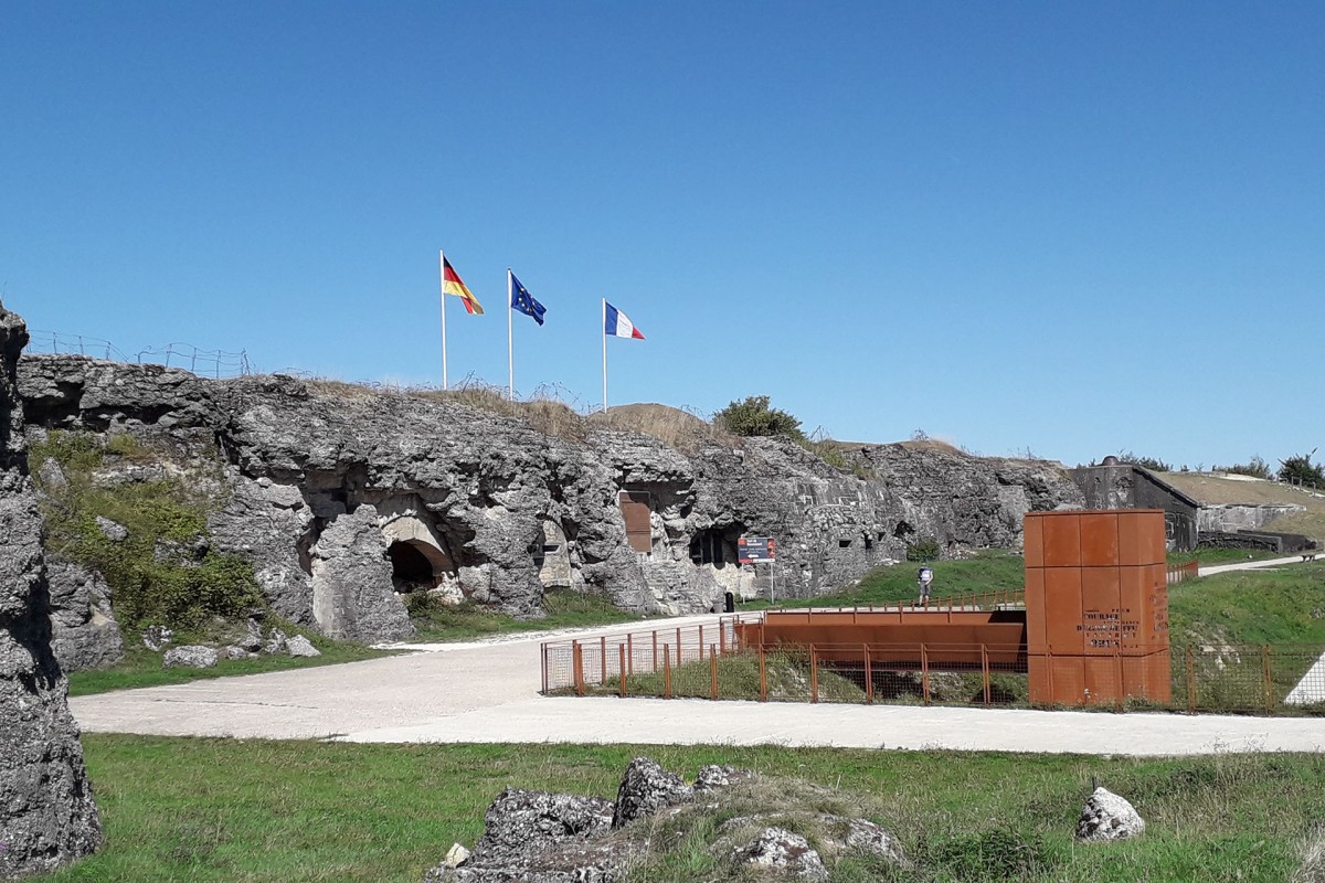 fort-de-douaumont-cdt-meuse-290186