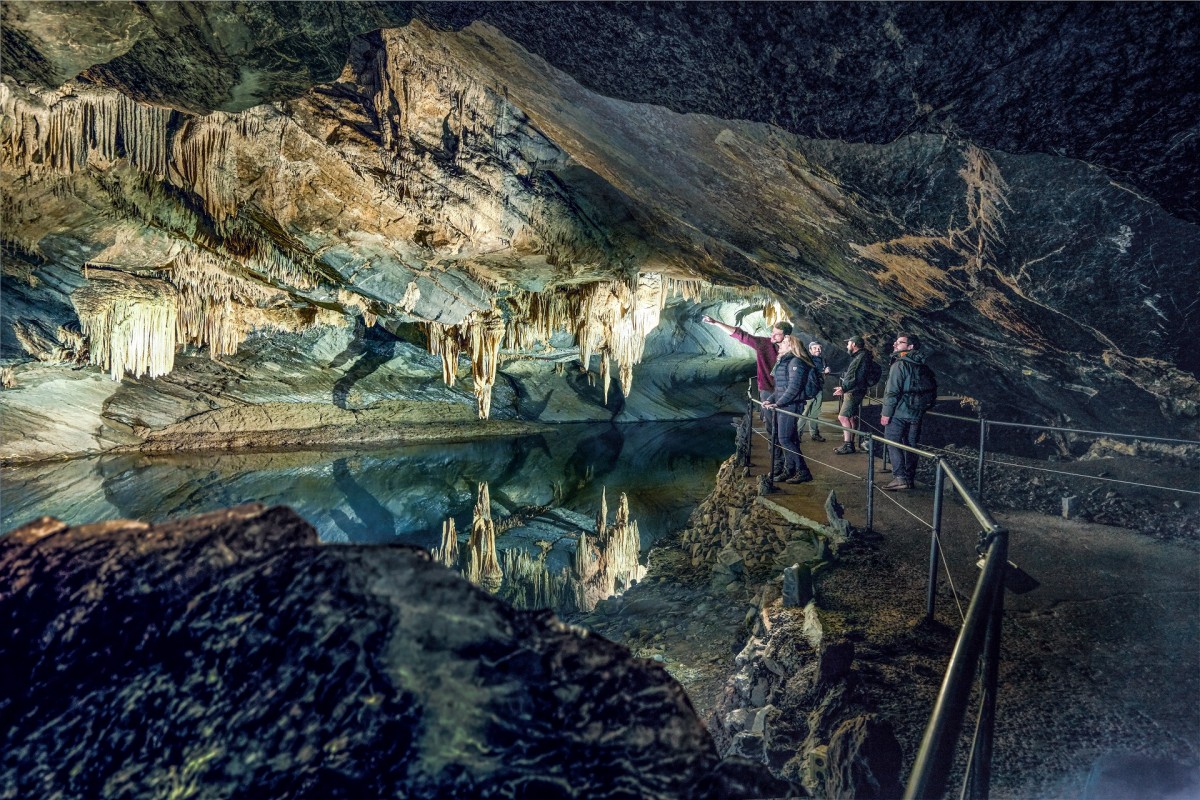 Grotten von Han - Vorhangraum