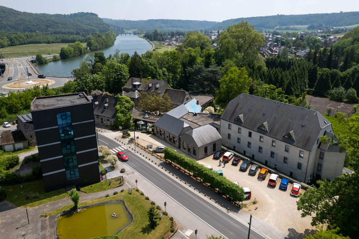 Les Jardins de la Molignée – Anhée – Luftaufnahme - © Les Jardins de la Molignée Les Jardins de la Molignée – Anhée – Luftaufnahme