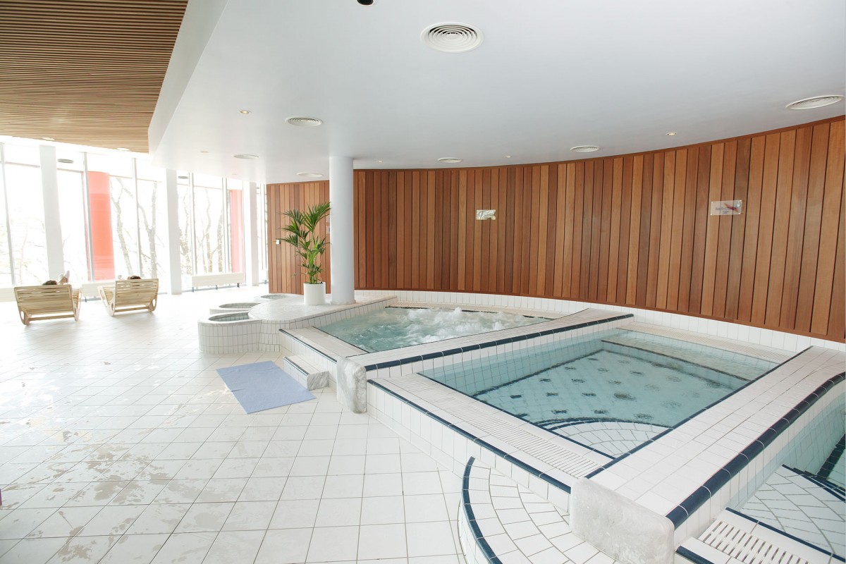 Les Thermes de Spa - Piscine intérieure