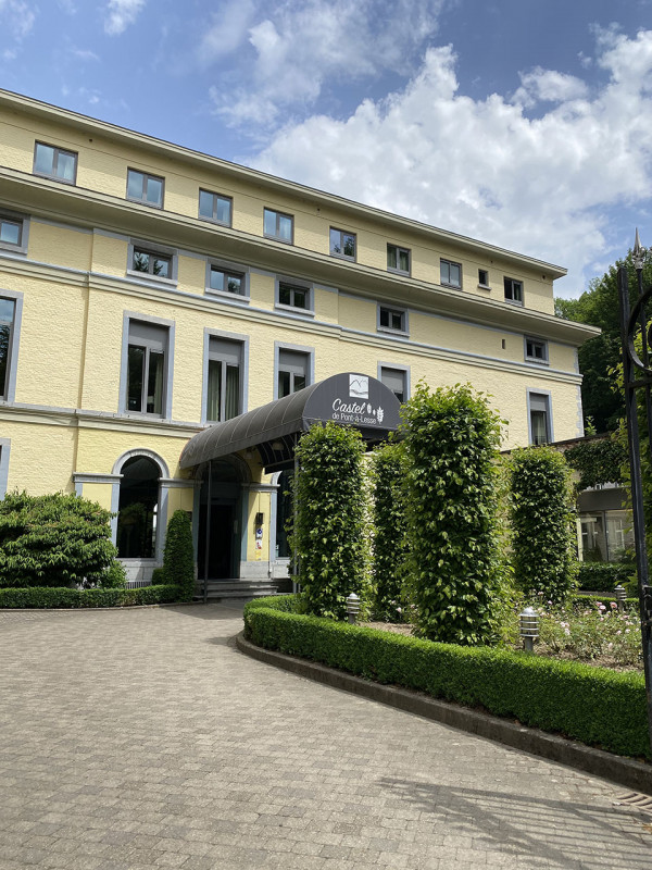 Castel de Pont-à-Lesse - Anseremme - Exterior view