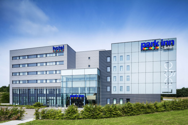 Park Inn Radisson Liège Airport - Grâce-Hollogne - Hotelkomplex